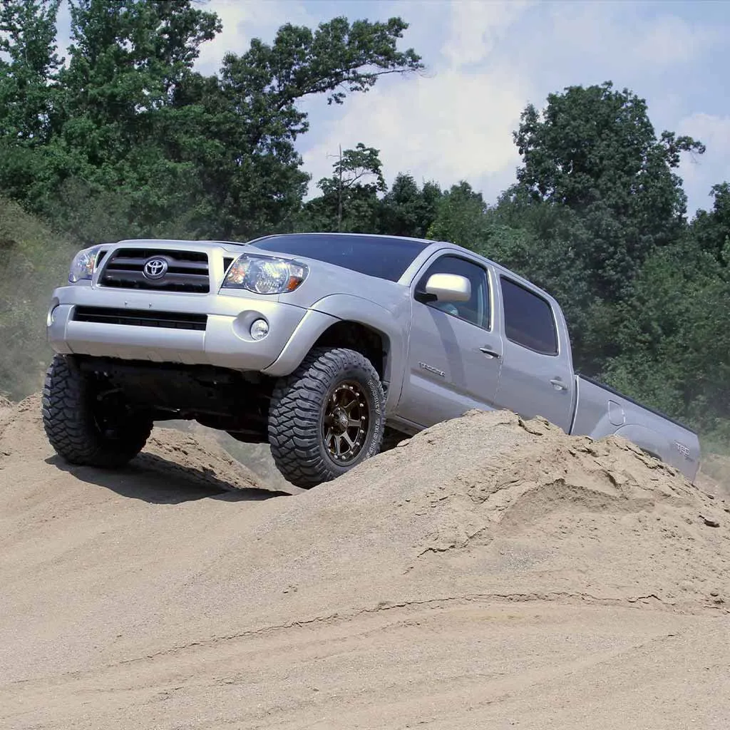 2005-2020 Toyota Tacoma 4WD 2" IFP Coil-Over Lift Kit - 833FSL