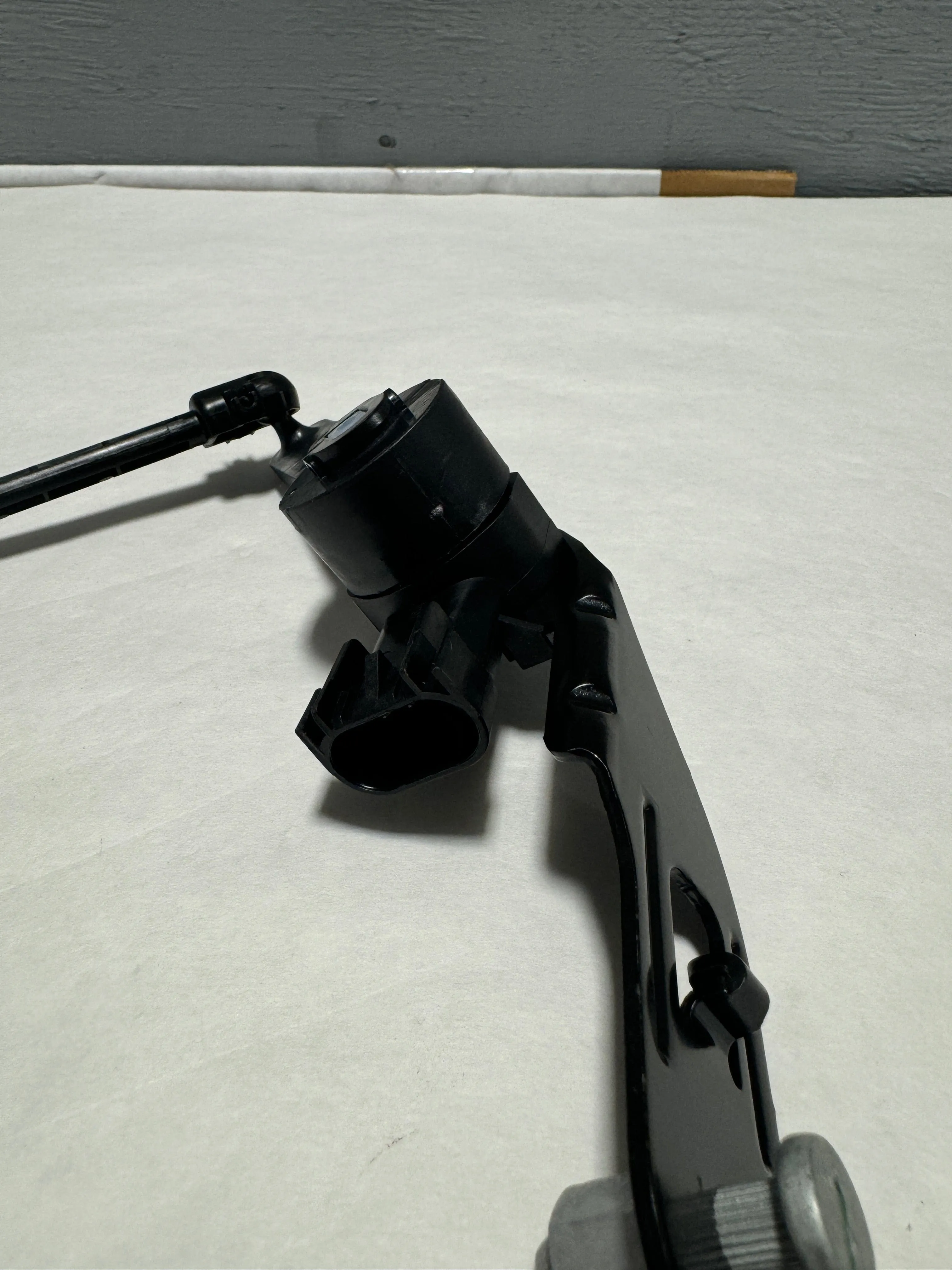 2022-2023 Silverado Driver Side Suspension Ride Height Sensor OEM
