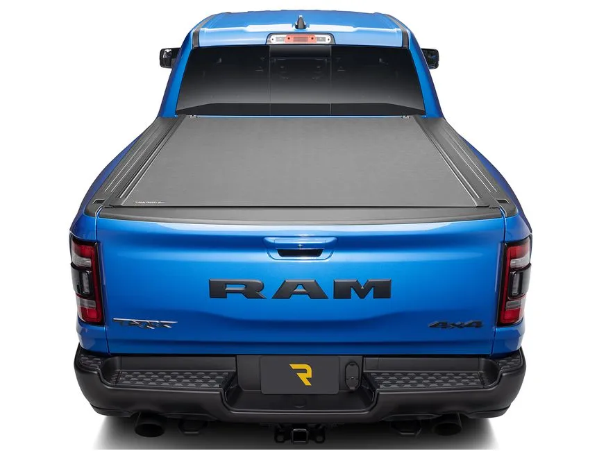 BAK Industries Revolver X4S Tonneau Cover | 2024  Toyota Tacoma